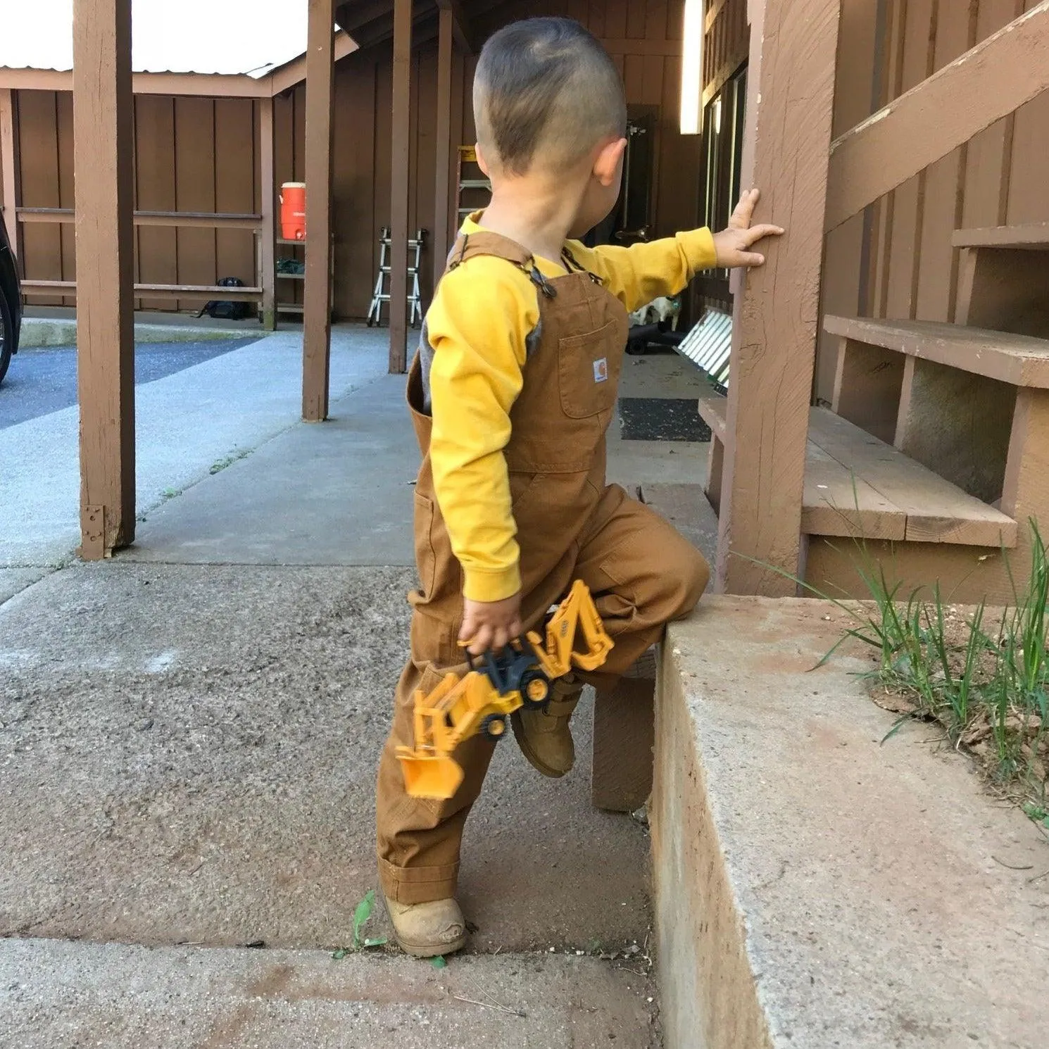 CM8609 - Loose Fit Canvas Bib Overall - Boys - Carhartt Brown